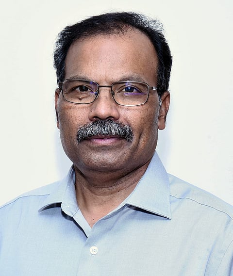 Dr Kumarasamy Thangaraj