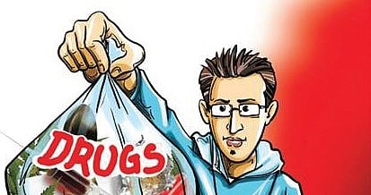 The accused allegedly tried to flee after spotting the police but were caught. Police found a plastic cover containing a black, thick liquid with a pungent smell, which was identified as hash oil.