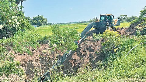 Farmers are digging their agricultural well for sufficient water to their crops in the Maripeda mandal in Mahabubabad district.
