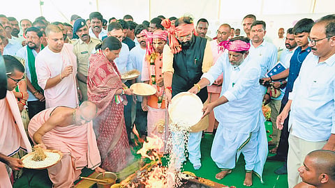 Deputy Chief Minister Mallu Bhatti Vikramarka and Irrigation Minister Uttam Kumar Reddy lay the foundation stone for a centralised community kitchen in Munagala.