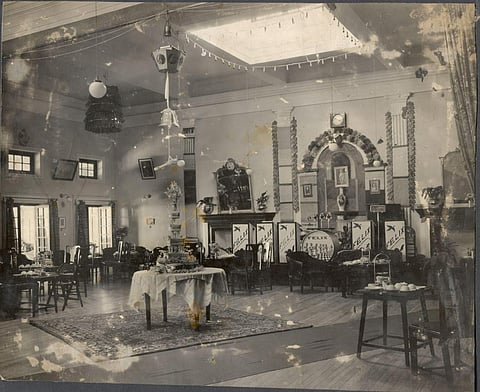 Wenger’s tea room at Exchange Stores, Kashmere Gate, in the 1920s