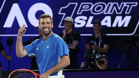 Amateur Jordan Smith sensationally upset the star-studded field at a packed Rod Laver Arena to collect a Aus$1 million (US$670,000) prize.