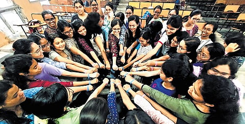 Nurses, nursing students and female doctors at VIMSAR were among the first to receive the vaccine.
