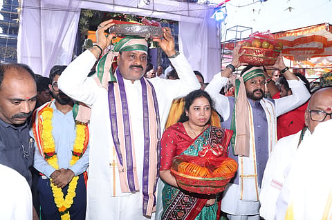 The festival grounds turned into a vibrant spiritual hub as devotees participated in large numbers.