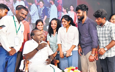 Union Minister HD Kumaraswamy interacts with students in Bengaluru.