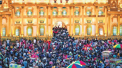 Massive crowd at Rasulgarh Durga Puja Pandal in Bhubaneswar.
