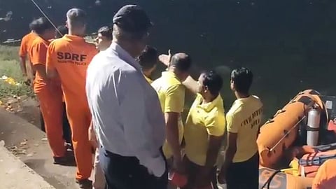 Boat capsizes during idol immersion in Kota.