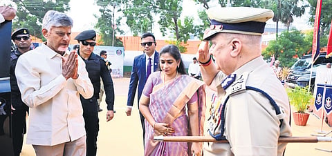 Chief Minister N Chandrababu Naidu on Wednesday called upon the Andhra Pradesh Police to set a national benchmark in maintaining law and order.