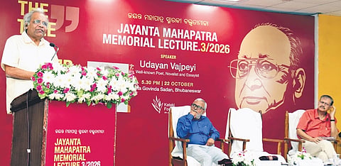 Udayan Vajpeyi speaks at the Jayanta Mahapatra Memorial Lecture