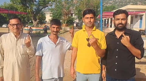 There were 1,693 candidates contesting 293 zila parishad seats and 5,233 candidates seeking election to 1,788 panchayat samiti seats.