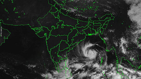 According to officials the Cabinet Secretary directed central and state agencies to prioritise zero loss of life, minimise damage to property and infrastructure and ensure the swift restoration of essential services after the cyclonic event.