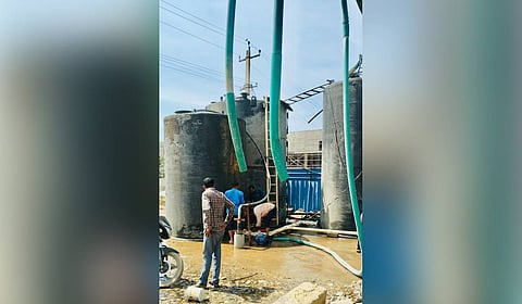HYDRAA officials dismantle illegal borewells near Foxsagar in Jeedimetla on Tuesday.