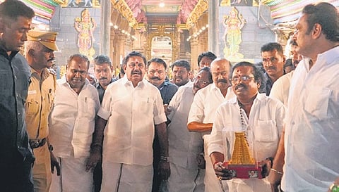 Edappadi K Palaniswami at Madurai Meenakshi Temple