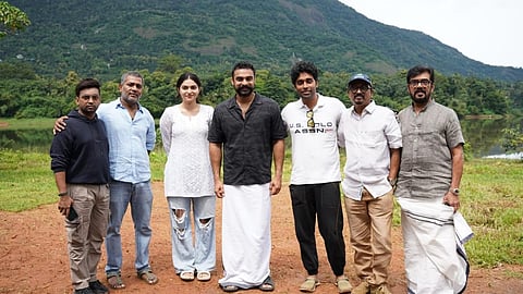 Dijo Jose Antony - Tovino Thomas Film Pallichattambi