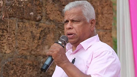 കമ്മ്യൂണിസ്റ്റുകാരെ ജയിലിലാക്കി എംപിയായി വിലസാമെന്ന് കരുതിയാല് അത് മനസില് വെച്ചാല് മതി: എം.വി. ജയരാജന്