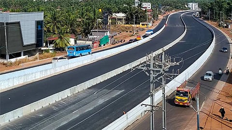 ഇനി തര്ക്കിക്കേണ്ട, ദേശീയപാതയുടെ സര്വീസ് റോഡുകള് ടൂവേയാണ്