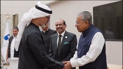 ഷെയ്ഖ് ഖാലിദ് ബിന് മുഹമ്മദ് ബിന് സായേദ് അല് നഹ്യാനുമായി കൂടിക്കാഴ്ച നടത്തി മുഖ്യമന്ത്രി