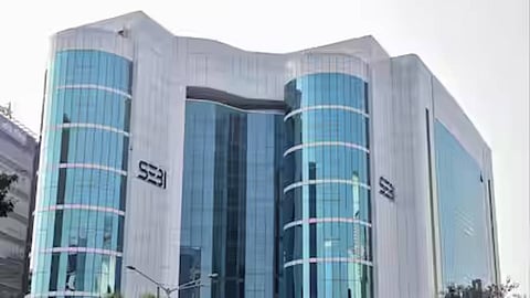 മ്യൂച്വല് ഫണ്ട് നിക്ഷേപം ഉയരും: REITകള്ക്ക് ഇക്വിറ്റി പദവി നല്കി സെബി