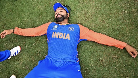 എല്ലാം നല്കിയിട്ടും തോറ്റുപോയി; ക്രിക്കറ്റ് ഉപേക്ഷിക്കാന് തോന്നിയതിനെ കുറിച്ച് രോഹിത് ശര്മ