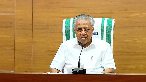 'കേന്ദ്രം ലക്ഷ്യമിടുന്നത് കേരളത്തിൻ്റെ വികസന മാതൃകയെ തകർക്കാൻ, കേരളത്തിൻ്റെ വികസനത്തെ യുഡിഎഫ് ബലികൊടുക്കുന്നു'; രൂക്ഷ വിമർശനവുമായി മുഖ്യമന്ത്രി