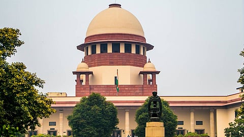 വിവാഹത്തിന് മുമ്പുള്ള ലൈംഗിക ബന്ധം പാടില്ല, വിവാഹത്തിന് മുന്പ് സ്ത്രീയും പുരുഷനും അപരിചിതർ; വിചിത്ര പരാമർശവുമായി സുപ്രീം കോടതി
