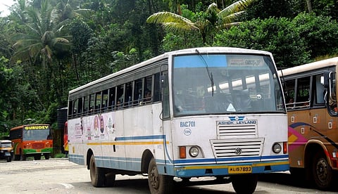 സ്ത്രീകള്ക്ക് സൗജന്യയാത്ര ഓര്ഡിനറി മുതല് ഫാസ്റ്റ് പാസഞ്ചര് വരെയുള്ള ബസുകളില്; മുഖ്യമന്ത്രിയുമായി കൂടിക്കാഴ്ച നടത്തി സിഎംഡി