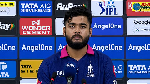 "അഭിപ്രായം ക്രിക്കറ്റിനെ കുറിച്ച് മാത്രം മതി"; കമന്റേറ്റർമാർക്കെതിരെ റിയാൻ പരാഗ്