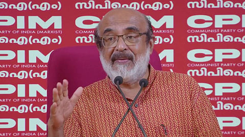 "ഒരു ഇന്ദിരാ ഗ്യാരണ്ടിയും കേരളത്തിൽ നടപ്പിലാക്കാൻ പോകുന്നില്ല,ക്ഷേമ പെൻഷൻ ഇനി വീട്ടിൽ കൊണ്ട് തരില്ല"; തോമസ് ഐസക്