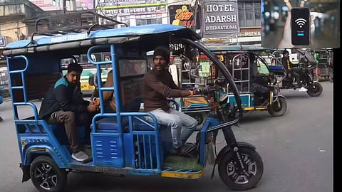 Central government bans Chinese apps that control e-rickshaws