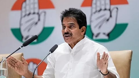 കൊള്ളകൾ നടക്കുന്നത് ബിജെപി നിയന്ത്രിക്കുന്ന ക്ഷേത്രങ്ങളിൽ, അയോധ്യ സംഭാവനക്കൊള്ളയിൽ പ്രധാനമന്ത്രി മൗനം വെടിയണം