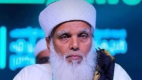 "ഉമർ ഫൈസി മുക്കത്തെ പുറത്താക്കണം"; ആവശ്യവുമായി സമസ്ത പോഷകസംഘടന നേതാക്കൾ