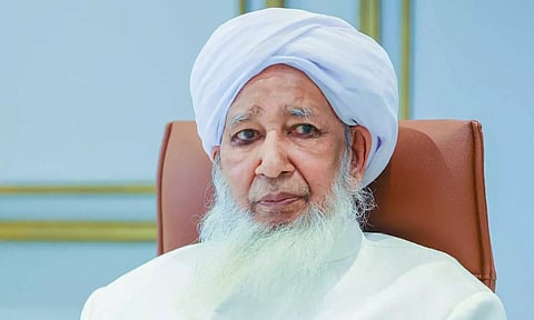 "സ്ത്രീകൾ പൊതുവേദിയിൽ ഇറങ്ങിയാൽ വലിയ നാശം"വിവാദ പരാമർശവുമായി കാന്തപുരം