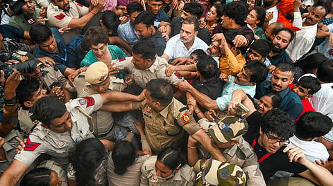 ഗ്യാനേഷ് കുമാറിനെതിരായ പ്രതിഷേധം; സേനാംഗങ്ങള്ക്ക് ബോഡി ക്യാമറ നിര്ബന്ധമാക്കി ഡല്ഹി പൊലീസ്