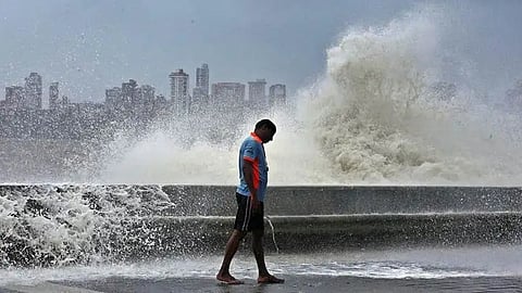 കനത്ത മഴ! മുംബൈയിൽ ഓറഞ്ച് അലേർട്ട്