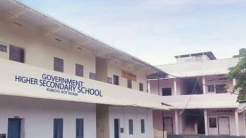 ഫീസടച്ചില്ല, ഫ്യൂസൂരാനെത്തി കെഎസ്ഇബി; മധുര പ്രതികാരവുമായി കോട്ടയം കുറിച്ചി ഗവൺമെൻ്റ് എച്ച്എസ്എസ്
