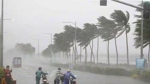 ഓഗസ്റ്റ്, സെപ്റ്റംബർ മാസങ്ങളിൽ സാധാരണയേക്കാൾ മഴയുണ്ടാകും: മുന്നറിയിപ്പുമായി കാലാവസ്ഥ നിരീക്ഷണ കേന്ദ്രം