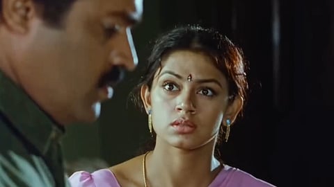 തെക്കിനി തുറന്ന് നാഗവല്ലി തിരിച്ചെത്തി; 31 വര്ഷങ്ങള്ക്ക് ശേഷം 4K 'മണിച്ചിത്രത്താഴ്' വീണ്ടും തിയേറ്ററുകളിൽ