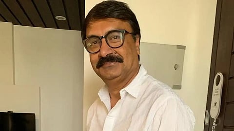 ലൈംഗിക ഉദ്ദേശ്യത്തോടെയുള്ള പെരുമാറ്റം; വി.കെ. പ്രകാശിനെതിരെ കേസെടുത്ത് പൊലീസ്