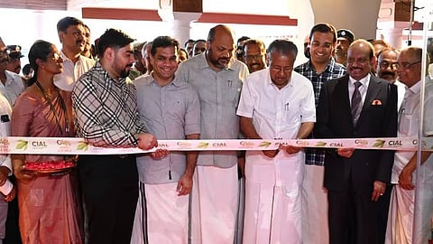 മിതമായ നിരക്കിൽ പ്രീമിയം ലോഞ്ച് അനുഭവം; കൊച്ചി രാജ്യാന്തര വിമാനത്താവളത്തിലെ എയ്റോ ലോഞ്ചിന്റെ ഉദ്ഘാടനം ചെയ്ത് മുഖ്യമന്ത്രി