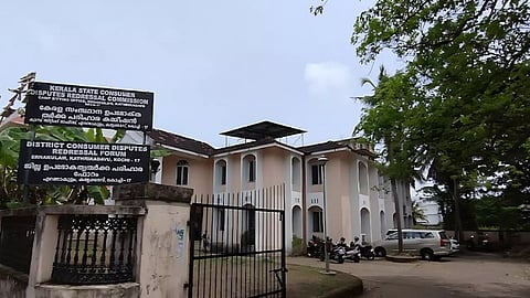 ബുക്ക് ചെയ്ത ഓയോ ഹോട്ടൽ മുറി നൽകിയില്ല, 1.10 ലക്ഷം രൂപ പിഴ ചുമത്തി ഉപഭോക്തൃ തർക്ക പരിഹാര കോടതി