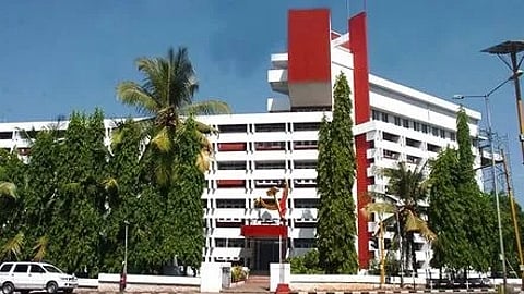 ആര് പ്രതിപക്ഷത്തെ നയിക്കും? അന്തിമ തീരുമാനം നാളെ ചേരുന്ന സിപിഐഎം സംസ്ഥാന സെക്രട്ടറിയേറ്റിൽ