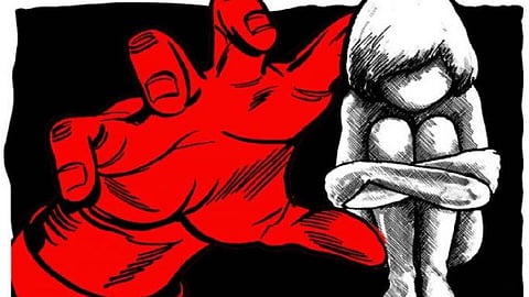 ആറ് വയസ് മുതല് മകളെ പീഡിപ്പിച്ച അച്ഛന് മൂന്ന് വട്ടം മരണംവരെ കഠിന തടവ്