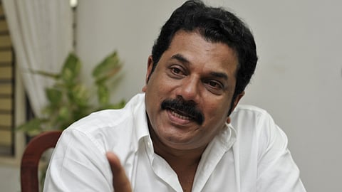 സിനിമ നയരൂപീകരണ സമിതിയിൽ നിന്ന് മുകേഷിനെ മാറ്റി; നടപടി സിപിഎം നിര്ദേശ പ്രകാരം