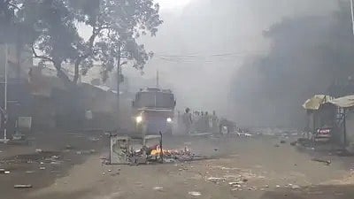 തെലങ്കാനയിൽ ആദിവാസി യുവതിയെ പീഡിപ്പിച്ച സംഭവം: വർഗീയ കലാപത്തിന് വഴിമാറി സംഘർഷം