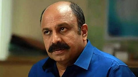 സിദ്ദീഖ് എവിടെ?; മുൻകൂർ ജാമ്യാപേക്ഷയുമായി ഇന്ന് സുപ്രീംകോടതിയെ സമീപിച്ചേക്കും