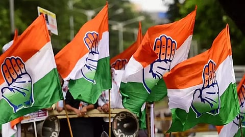 കലാപാഹ്വാനത്തിന് കേസെടുക്കണം; ഹിന്ദു ദിനപത്രത്തിനും കൈസൺ പിആർ ഏജൻസിക്കുമെതിരെ പരാതിയുമായി യൂത്ത് കോൺഗ്രസ്
