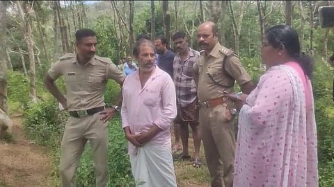 കാട്ടുപന്നിക്ക് വെച്ച വൈദ്യുതി കെണിയിലകപ്പെട്ട് സഹോദരങ്ങള് മരിച്ച സംഭവം; പ്രതി അറസ്റ്റില്