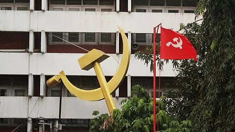 മുഖ്യമന്ത്രി - ഗവർണർ പോരിനിടെ സിപിഎം സംസ്ഥാന സെക്രട്ടറിയേറ്റ് യോഗം ഇന്ന്