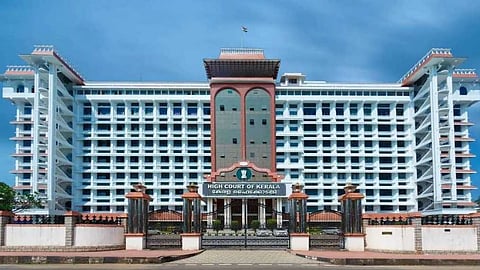 ഹേമകമ്മിറ്റി റിപ്പോർട്ടുമായി ബന്ധപ്പെട്ട 32 കേസുകളിൽ അന്വേഷണം നടത്തി: അന്വേഷണപുരോഗതി ഹൈക്കോടതിയെ അറിയിച്ച് എസ്ഐടി