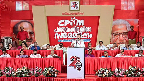 ജാവ്ദേക്കറെ കണ്ടതല്ല പ്രശ്നം, ദല്ലാൾ നന്ദകുമാറുമായി ഇ.പിക്ക് എന്തു ബന്ധം; രൂക്ഷ വിമർശനവുമായി സമ്മേളന പ്രതിനിധികൾ